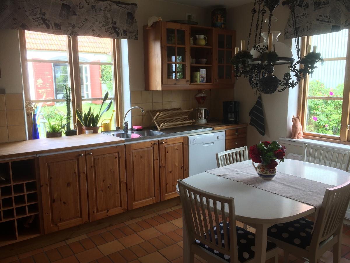 Garden Mellan Slotten Svarte Экстерьер фото