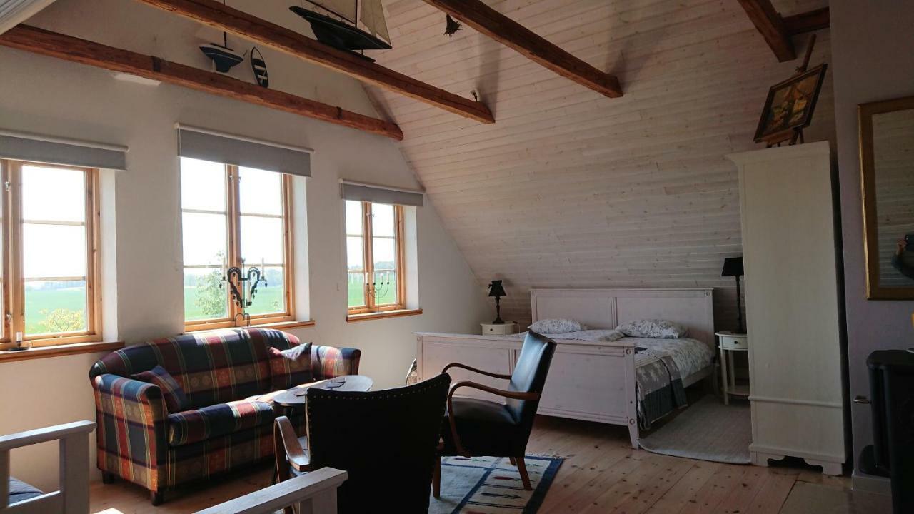 Garden Mellan Slotten Svarte Экстерьер фото